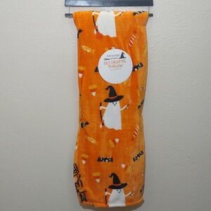 Adirondack Ghost In Witch Hat and candy corn Orange 50x70in